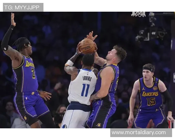 东契奇战旧主达成三双里程碑 湖人主场力克独行侠 东契奇战旧主达成三双里程碑 湖人主场力克独行侠