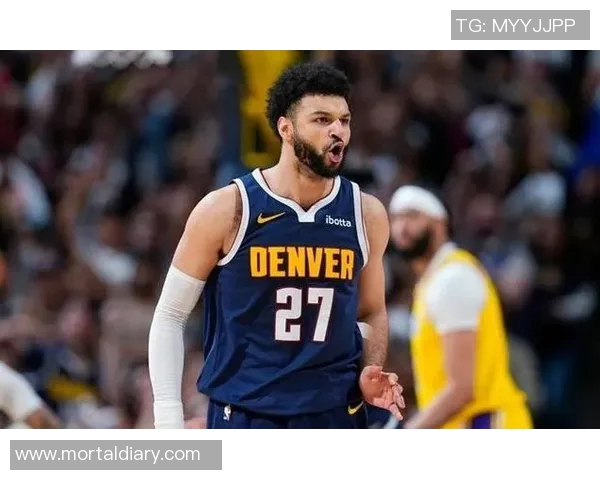 穆雷:阿德尔曼教练给球员很大的自由度 他是个进攻天才 穆雷:阿德尔曼教练给球员很大的自由度 他是个进攻天才